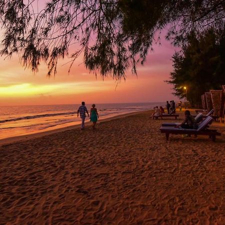 Thrissur The Nattika Beach Resort מראה חיצוני תמונה