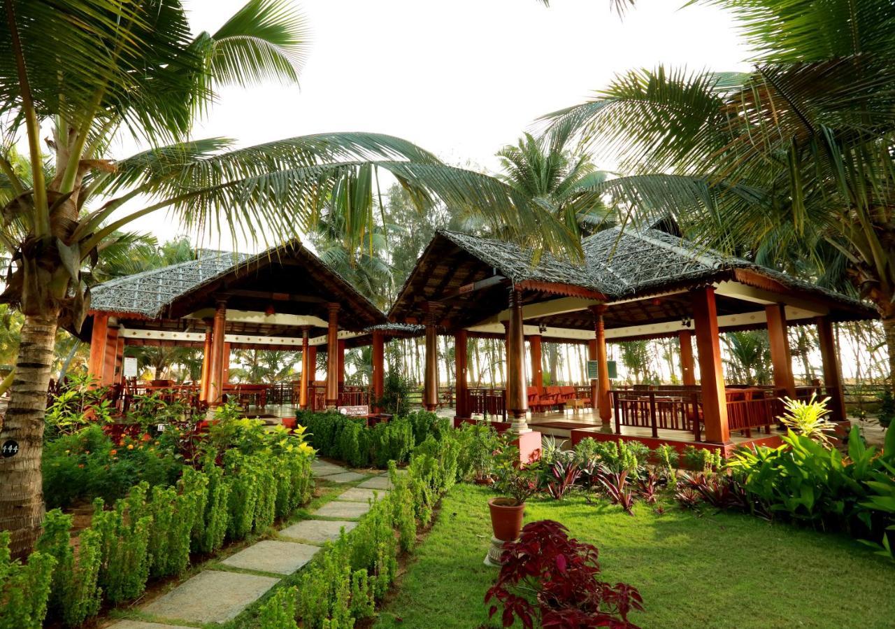 Thrissur The Nattika Beach Resort מראה חיצוני תמונה