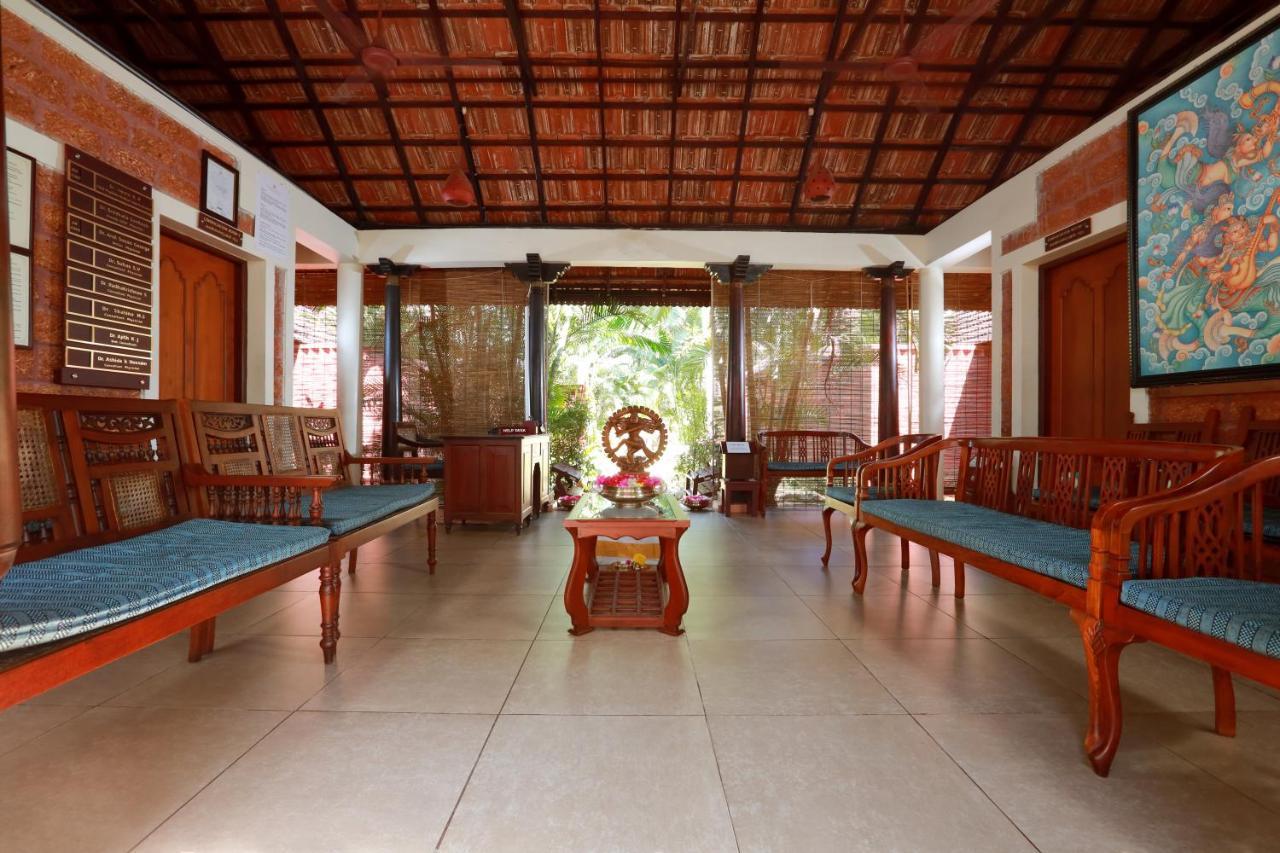 Thrissur The Nattika Beach Resort מראה חיצוני תמונה