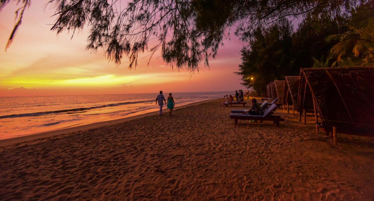 Thrissur The Nattika Beach Resort מראה חיצוני תמונה