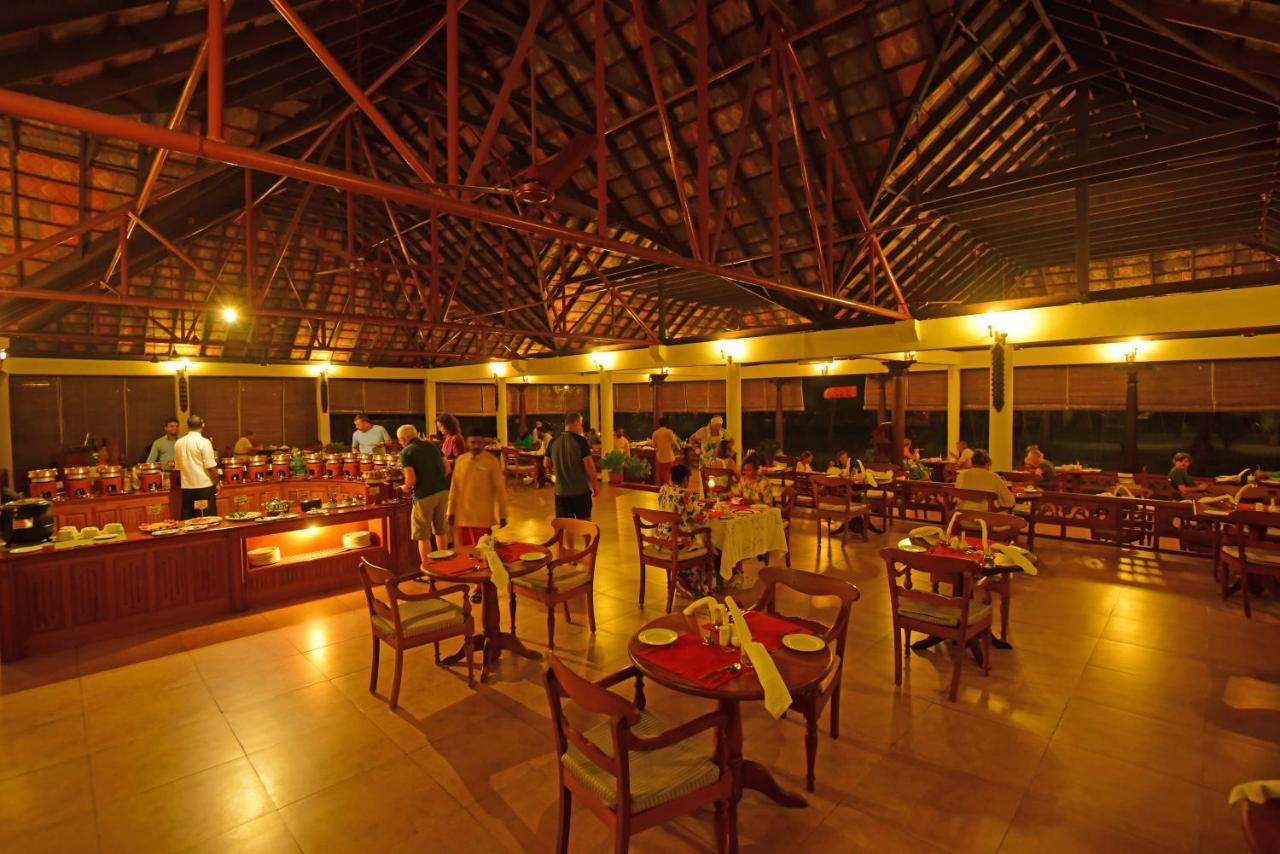 Thrissur The Nattika Beach Resort מראה חיצוני תמונה