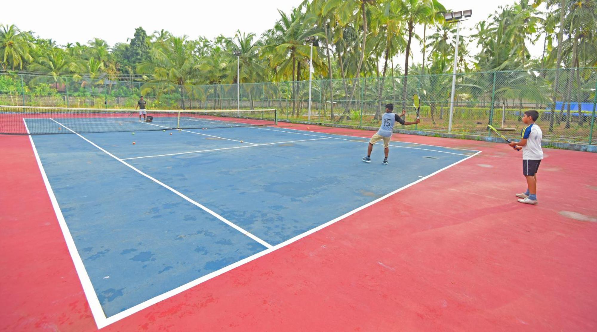 Thrissur The Nattika Beach Resort מראה חיצוני תמונה