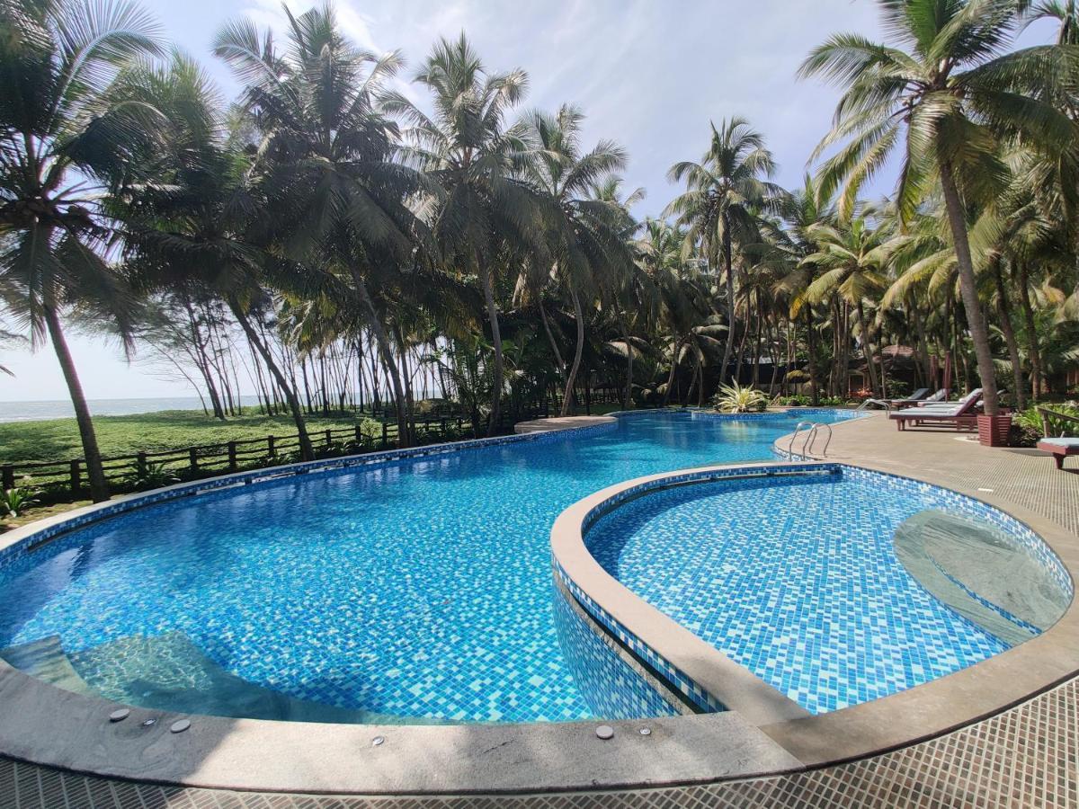 Thrissur The Nattika Beach Resort מראה חיצוני תמונה